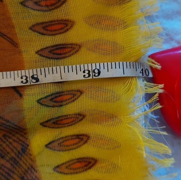 Vintage Italy Fulars Vicose Parakeet Wrap Scarf (long) - Picture 4 of 8